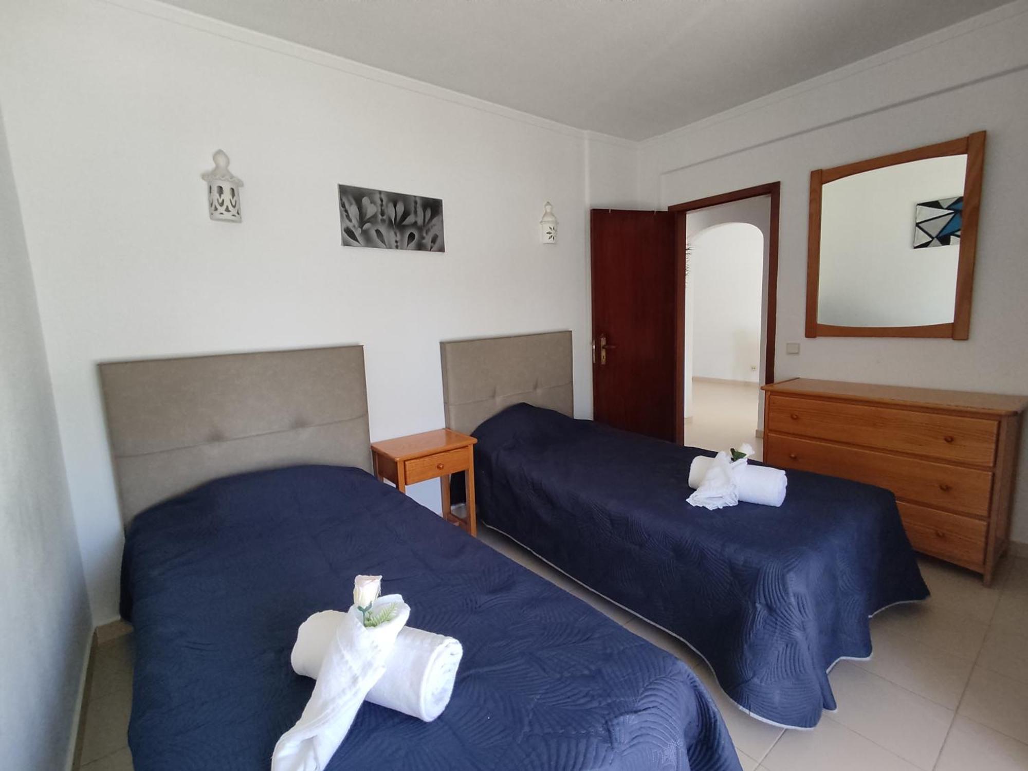 4d Torre Rafael - Casas & Papeis Armacao de Pera